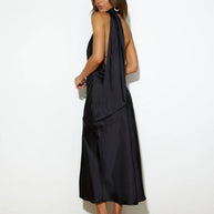 WW | Vibrant Halter-Midi-Kleid