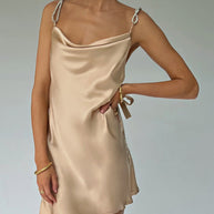 W&W | Elegantes Satin-Ketten-Trägerkleid