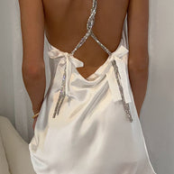 W&W | Elegantes Satin-Ketten-Trägerkleid