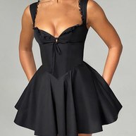 WW | Neues Rückeloses Sling-Spitzenkleid