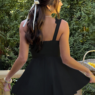 WW | Neues Rückeloses Sling-Spitzenkleid