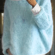 Buntfarbener Off-Shoulder-Pullover
