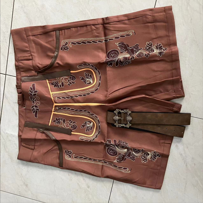 WW | Stilvolle Traditionelle Lederhose Für Männer Mit Authentischem Design