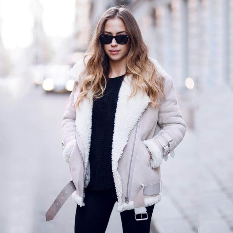 WW | Oversize Lammfelljacke
