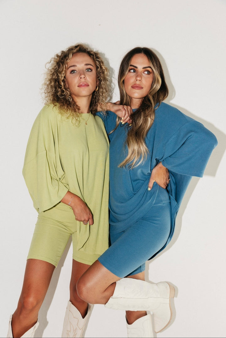 W&W Mode | Damen Lounge Satz Mit Oversize T-shirt Und Biker Shorts