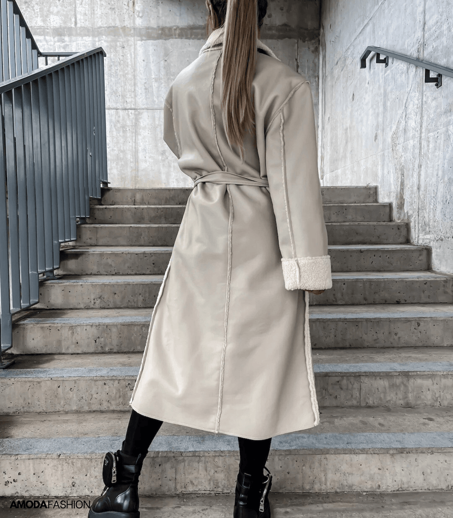 aus Leder und Fleece zum Schnüren