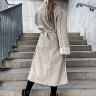 aus Leder und Fleece zum Schnüren