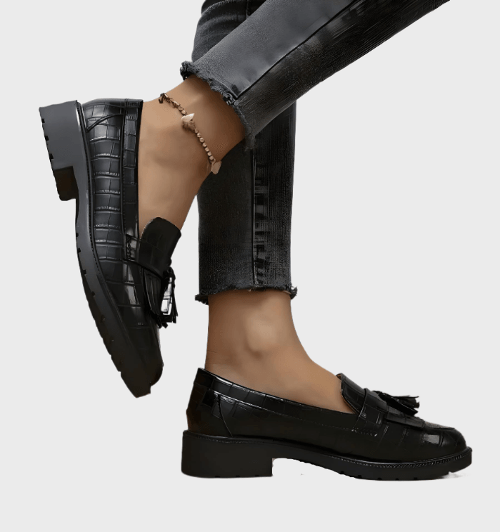 W&W Mode | Schwarze Loafer Mit Quasten Und Mustersdesign