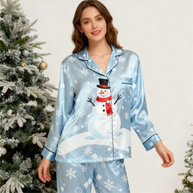 WW | Holiday Family Button-Up Himmelblau Satin Weihnachten Schlafanzug Set