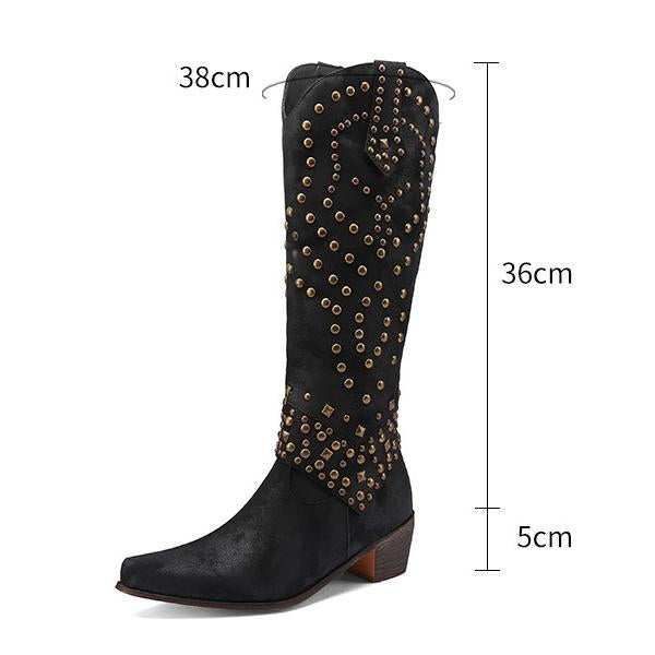 W&W Mode - Hohe Stiefel Mit Metallnieten Und Kobigem Absatz