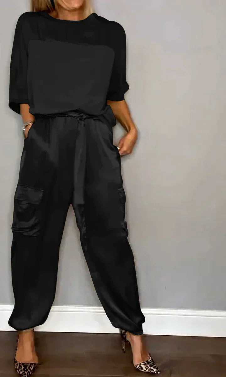 WW | Jumpsuit aus glattem Satin mit halblangem Oberteil und Hose für Frauen