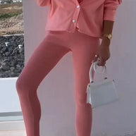 W&W - Dreiteiliges Set bestehend aus einer Strickjacke mit Kapuze, einem Oberteil und einer Hose