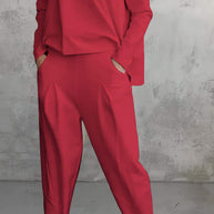 Zweiteiliger Freizeitanzug mit Rundhalsausschnitt und langen Ärmeln