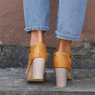 Hübsche Plateauschuhe mit hohem Absatz