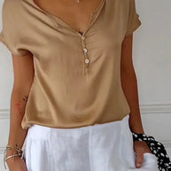 WW | Satin Top mit V-Ausschnitt und Knopfverschluss
