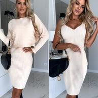 Ärmelloses Kleid mit passendem Pullover
