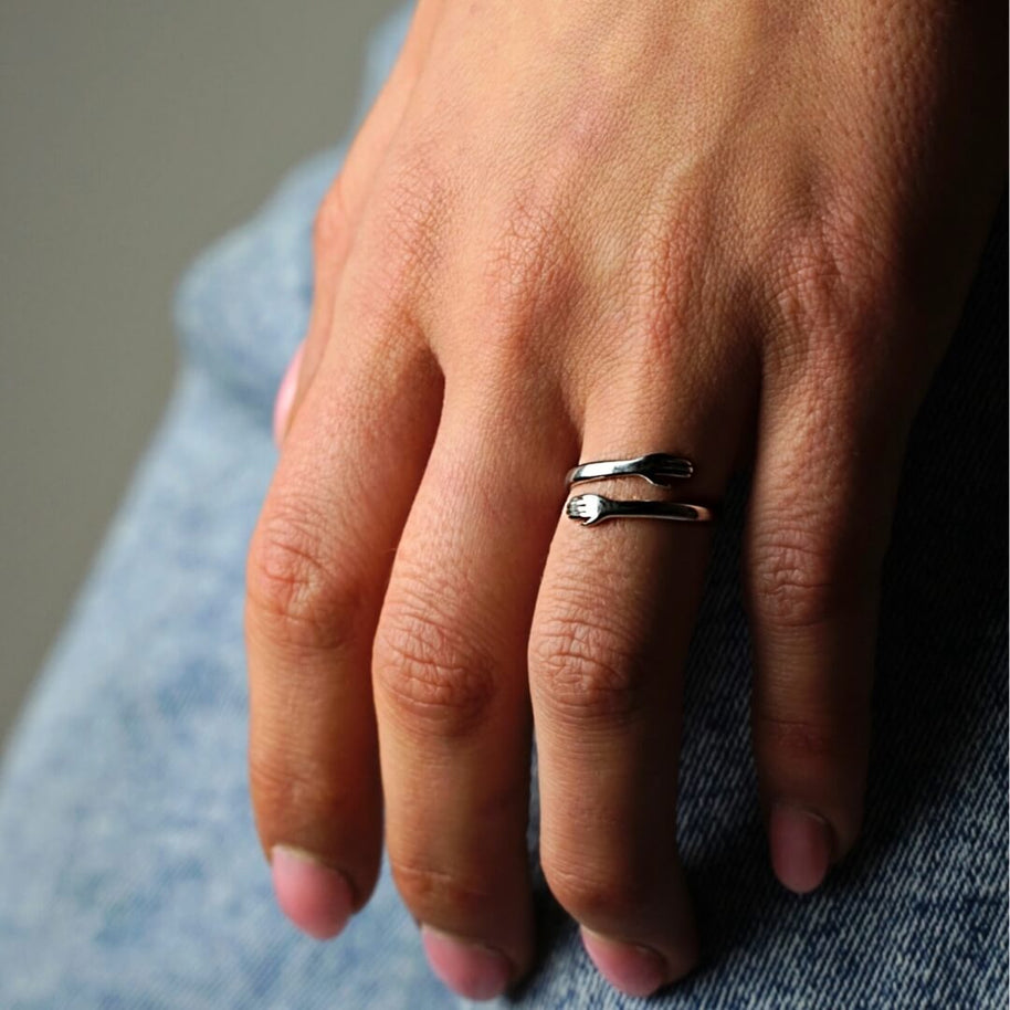 WW | Verstellbarer Damen Hug Ring