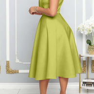 WW | One Shoulder Midi Kleid Elegante A-linie Passform Skulpturierte Details Festliche Kleidung