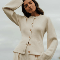 WW | Beigefarbene A-Linien Jacke Elegante Knöpfe Schick & Minimalistisch