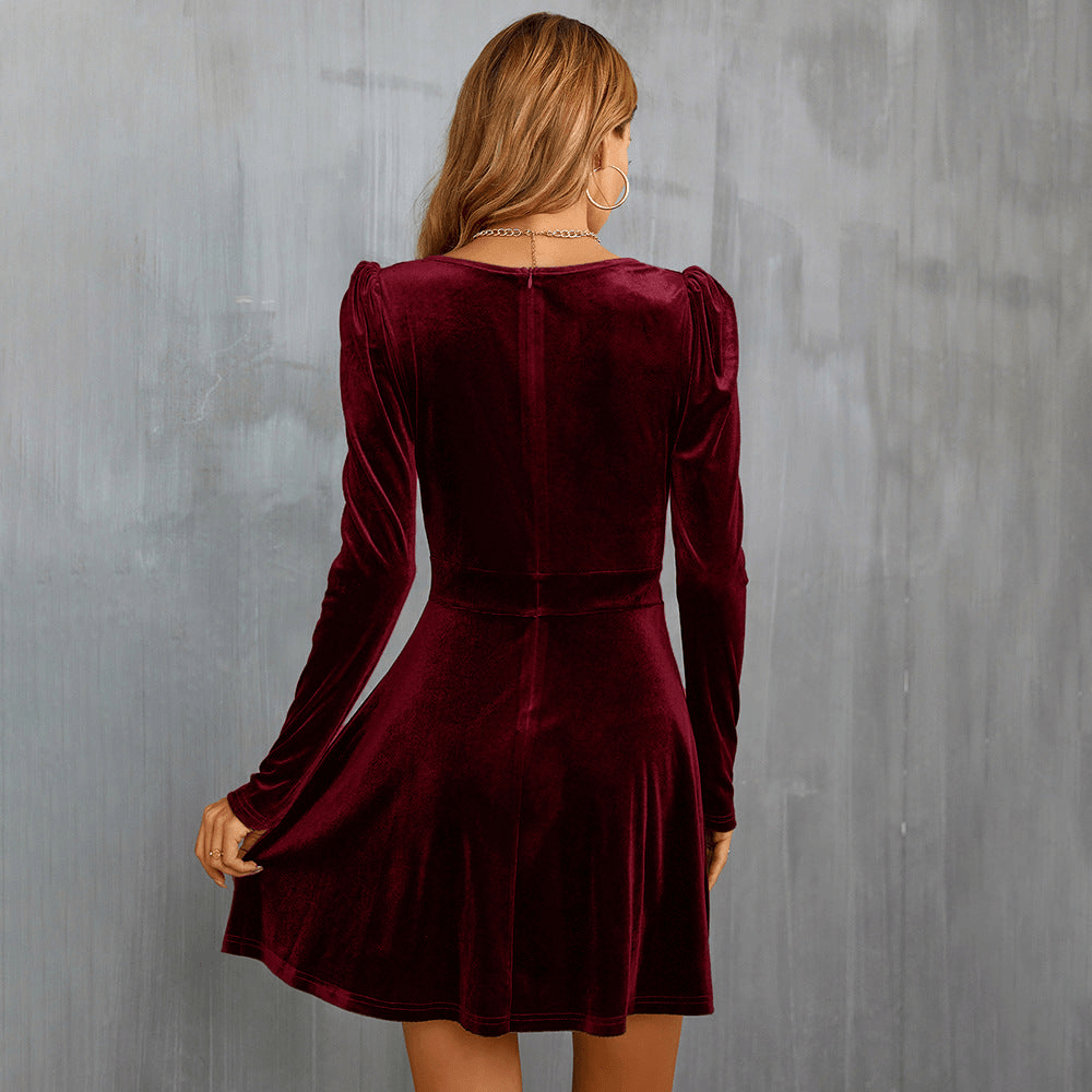 W&W Mode | Rote Samt Glockenkleid Mit V-Ausschnitt Damen Abendkleid