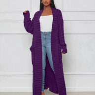 Lässige, lange Strickjacke mit V-Ausschnitt