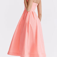 WW | Elegantes Midikleid Look