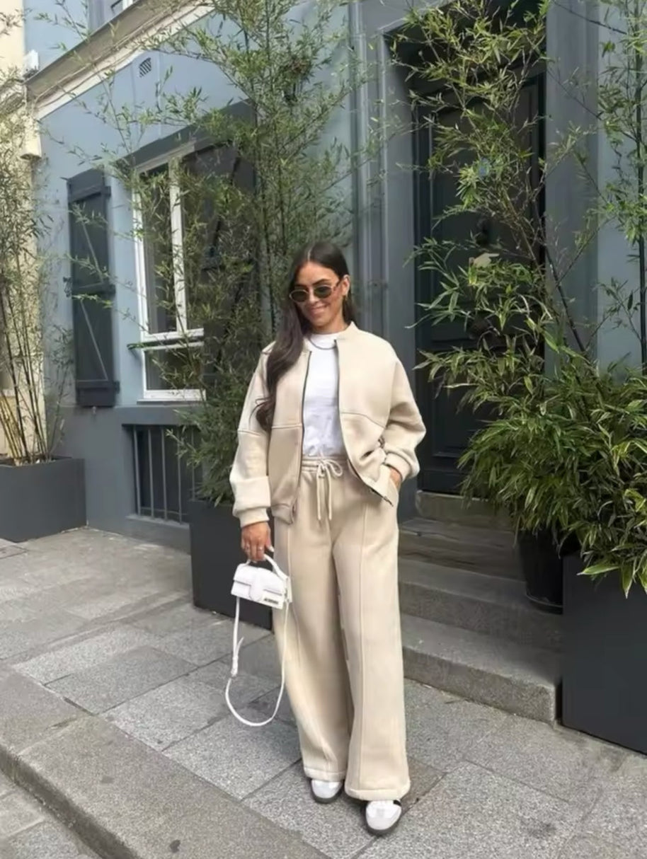 WW | KOMFORTABLER TRAININGSANZUG