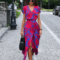 Modisches Sommerkleid