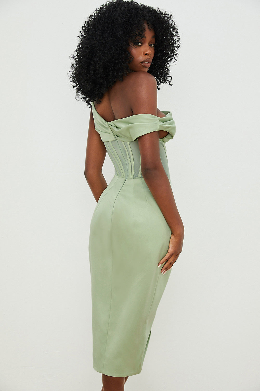 WW | Asymmetrisch drapiertes Midi-Korsettkleid