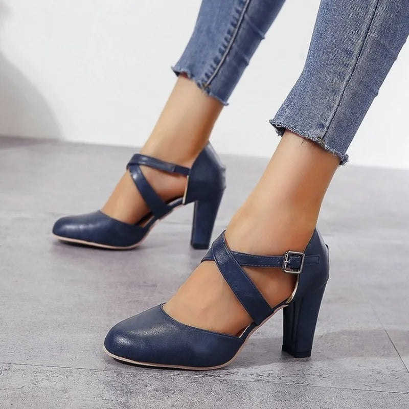 WW | Anspruchsvolle und elegante Schuhe mit hohem Absatz