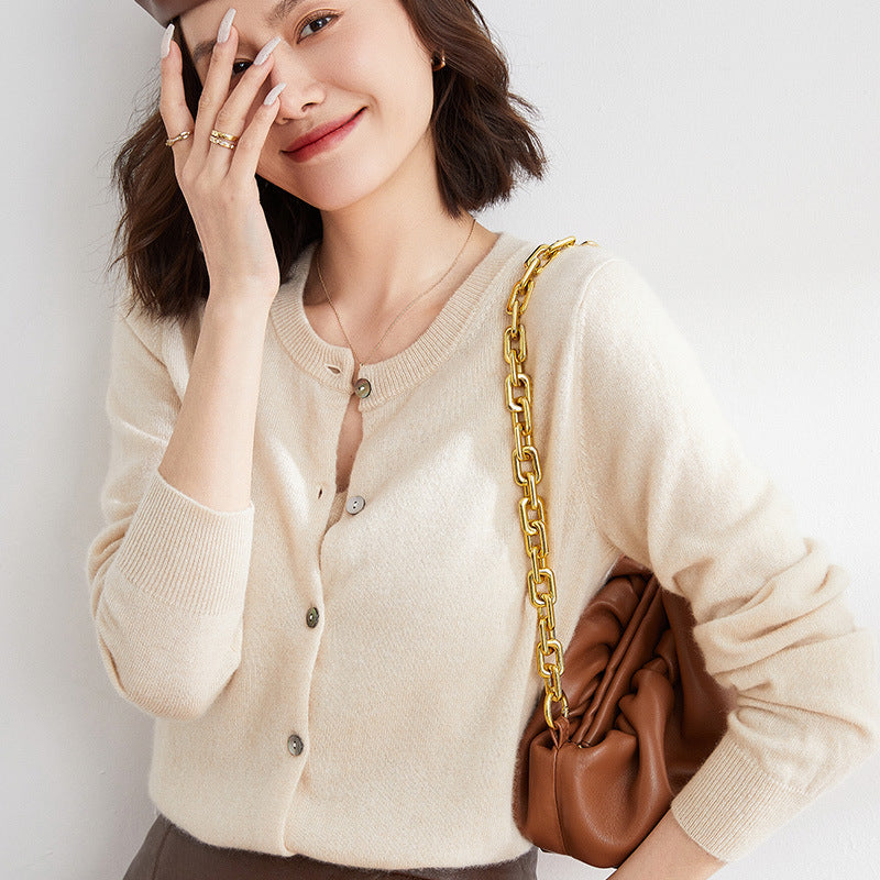 W&W Mode | Kuschelige Strickjacke mit feinem Muster