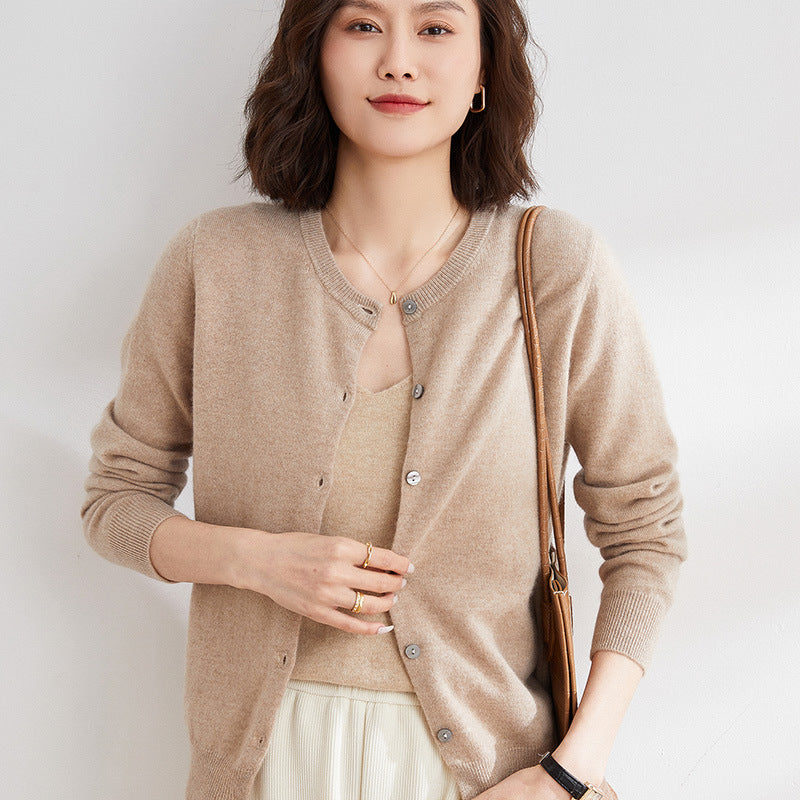 W&W Mode | Kuschelige Strickjacke für den Alltag