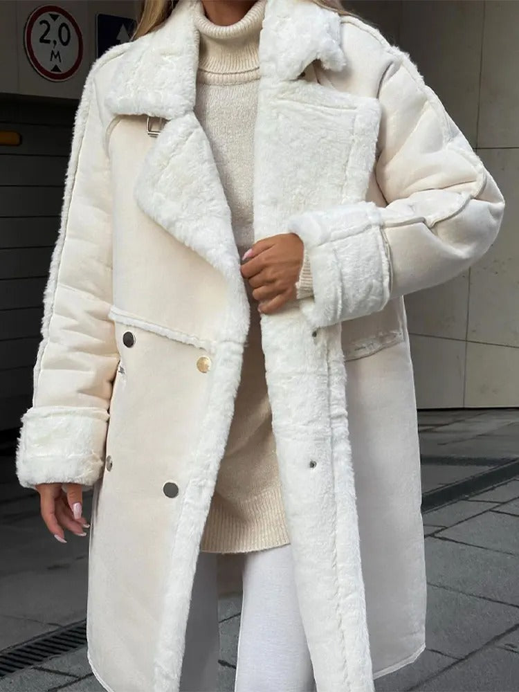 WW-Chic: Elegante Lange Jacke für die kühle Jahreszeit