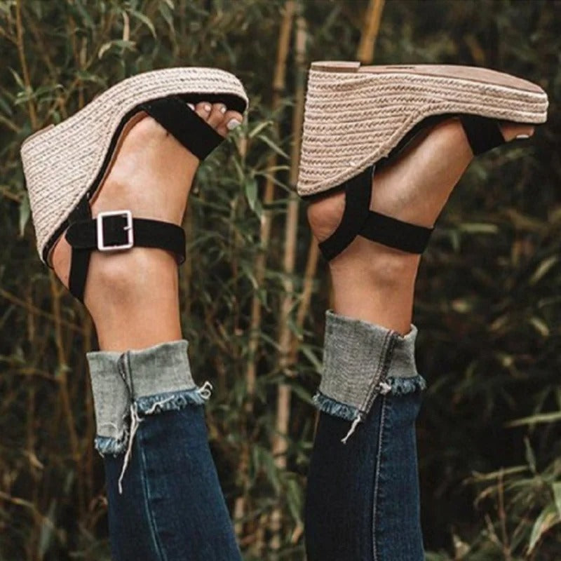 W&W Mode | Sandalen mit Offenem Zeh und Knöchelriemen