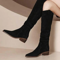 WW - Vintage-Stiefel aus Wildleder mit Rüschen