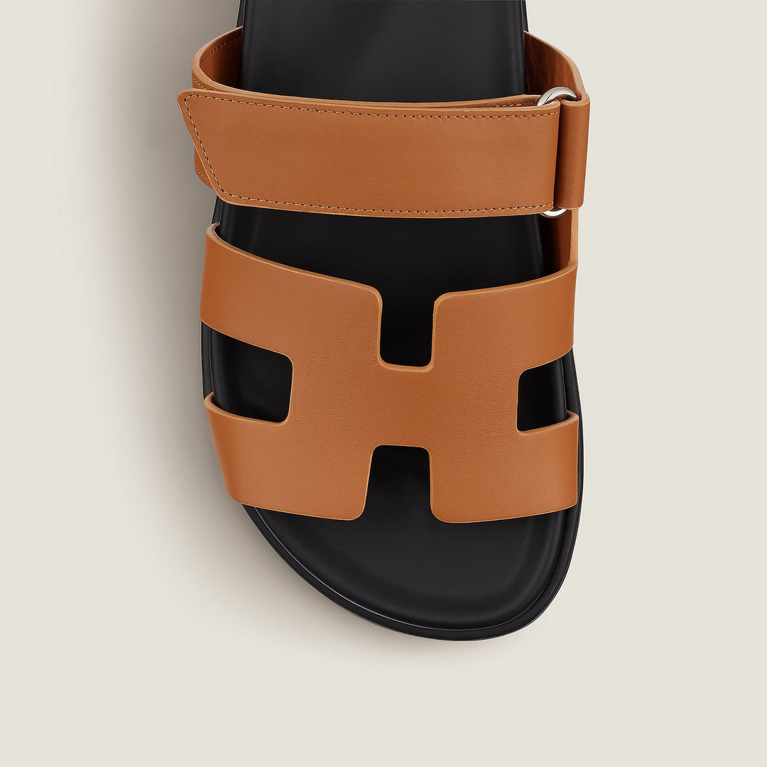 W&W Mode | Stilvolle Sandalen für Einen Luxuriösen Look Vom Strand Auf Die Straße