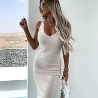 WW | Stilvolles Off Shoulder Crop Top und Midi Rock Set