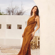 WW | One Shoulder Plissee Midi Kleid