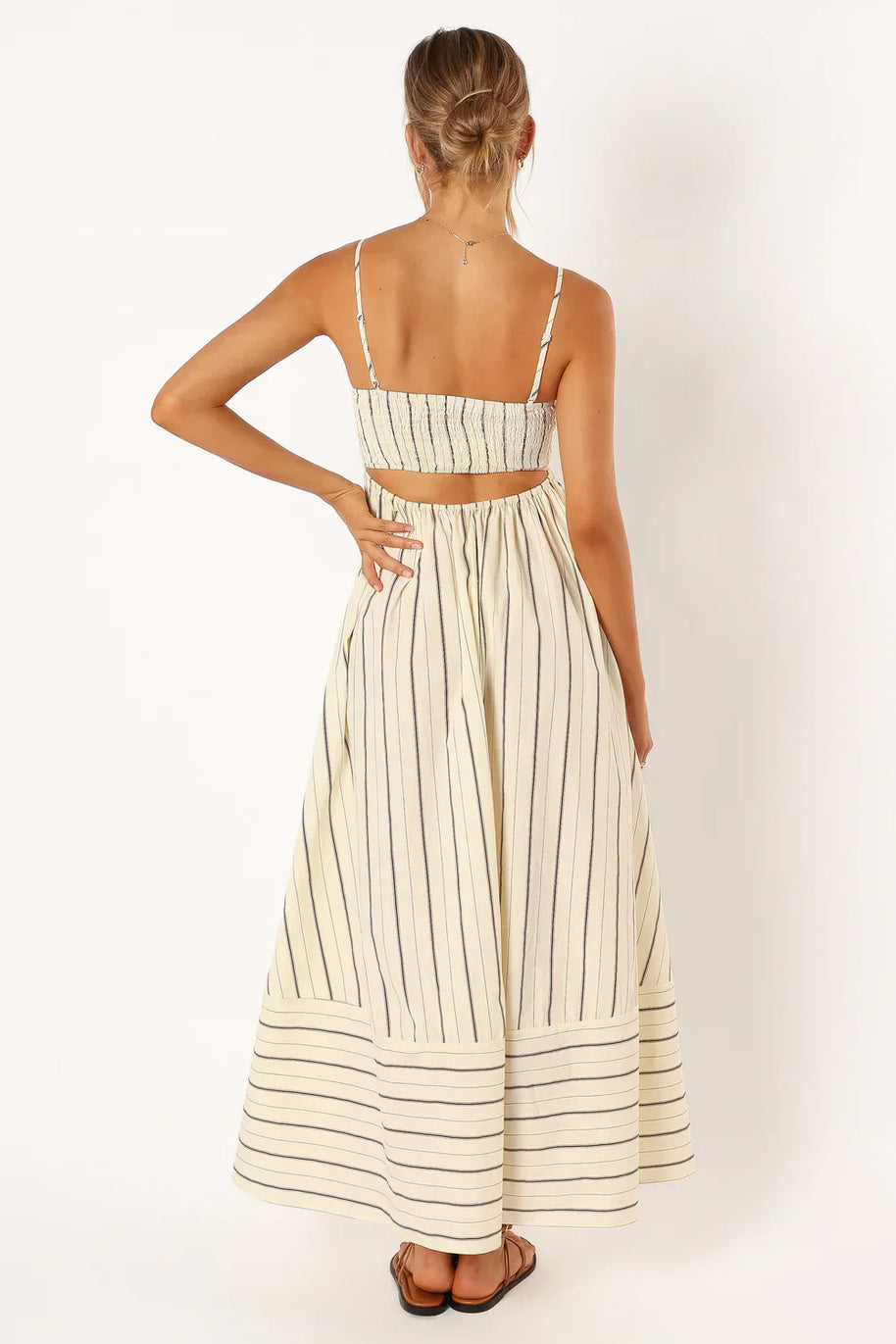 WW | Sommerkleid mit Offenen Schultern