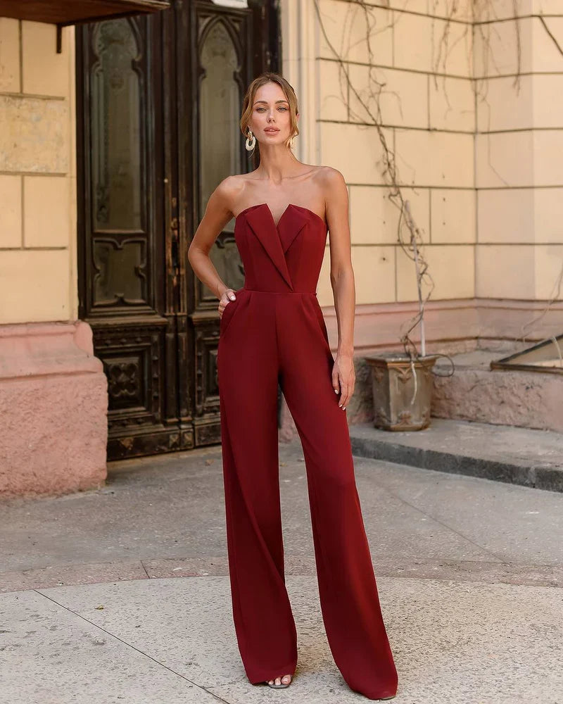 Damen Jumpsuit mit asymmetrischem Revers, taillierter Passform und weitem Bein