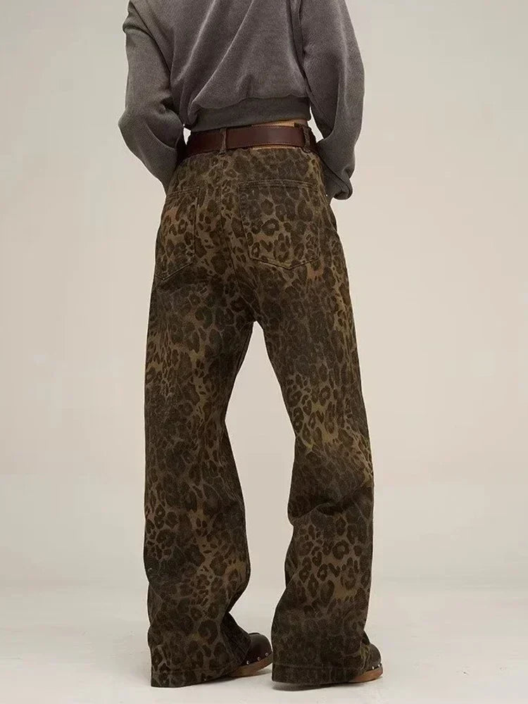 Jeans mit Leopardenmuster