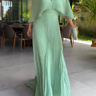 WW | Vibrantes Falten-Maxikleid