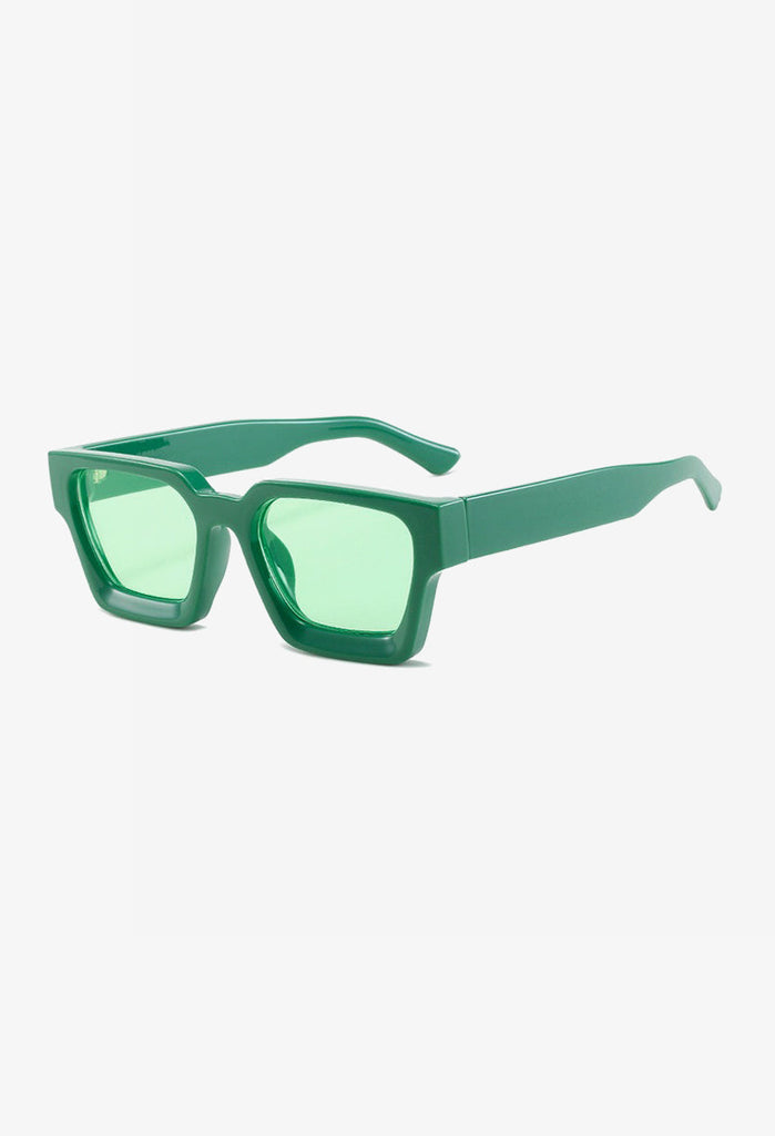 WW | Sommer 2024 Chic: Stylische Sonnenbrille mit 100% UV-Schutz