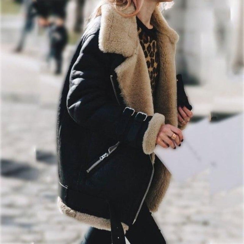 W&W Mode | Oversize Lammfelljacke