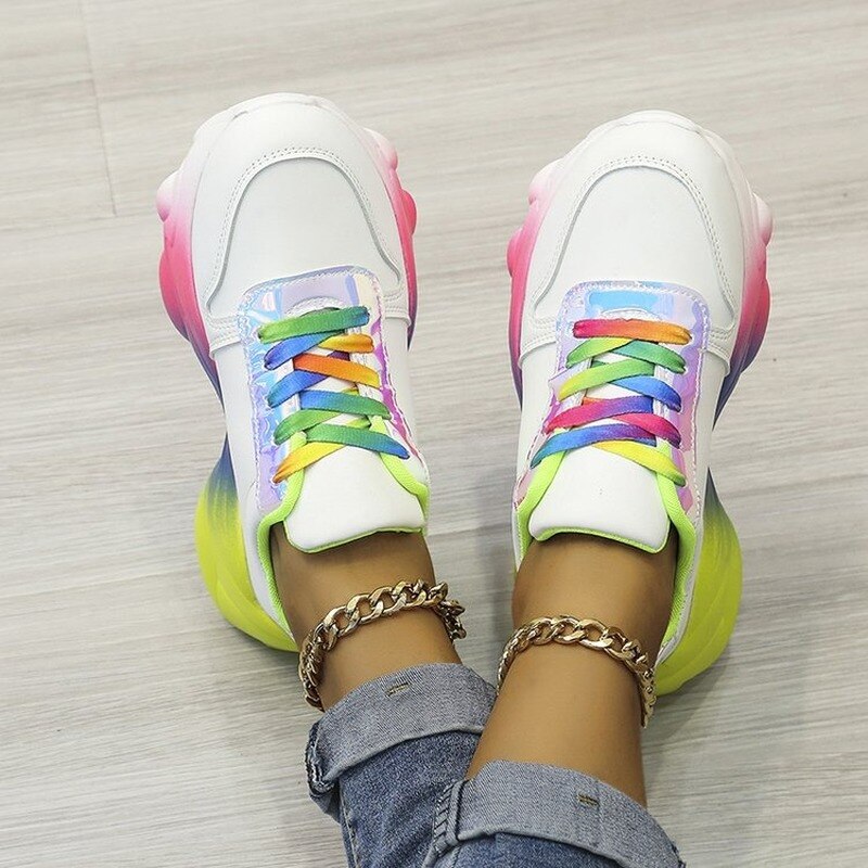 WW | Bunte Street-Style-Sneaker