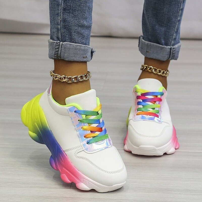 WW | Bunte Street-Style-Sneaker