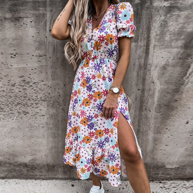 WW | Kukkaonni, lebhaftes blumiges Midi-Wickelkleid für einen strahlenden Frühling