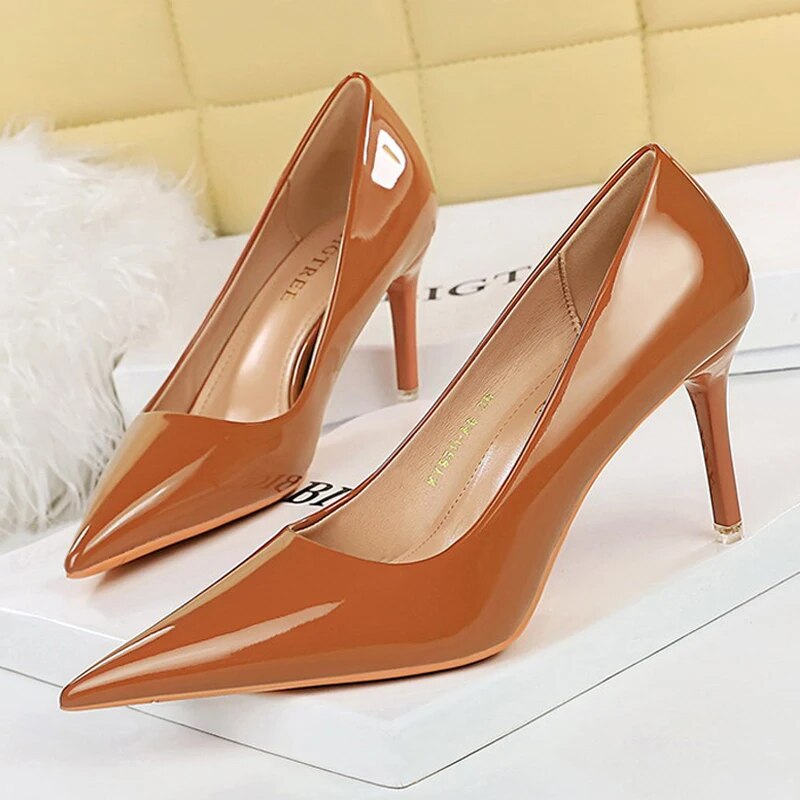 W&W Mode | Damen High Heels Atembrecher Lackleder