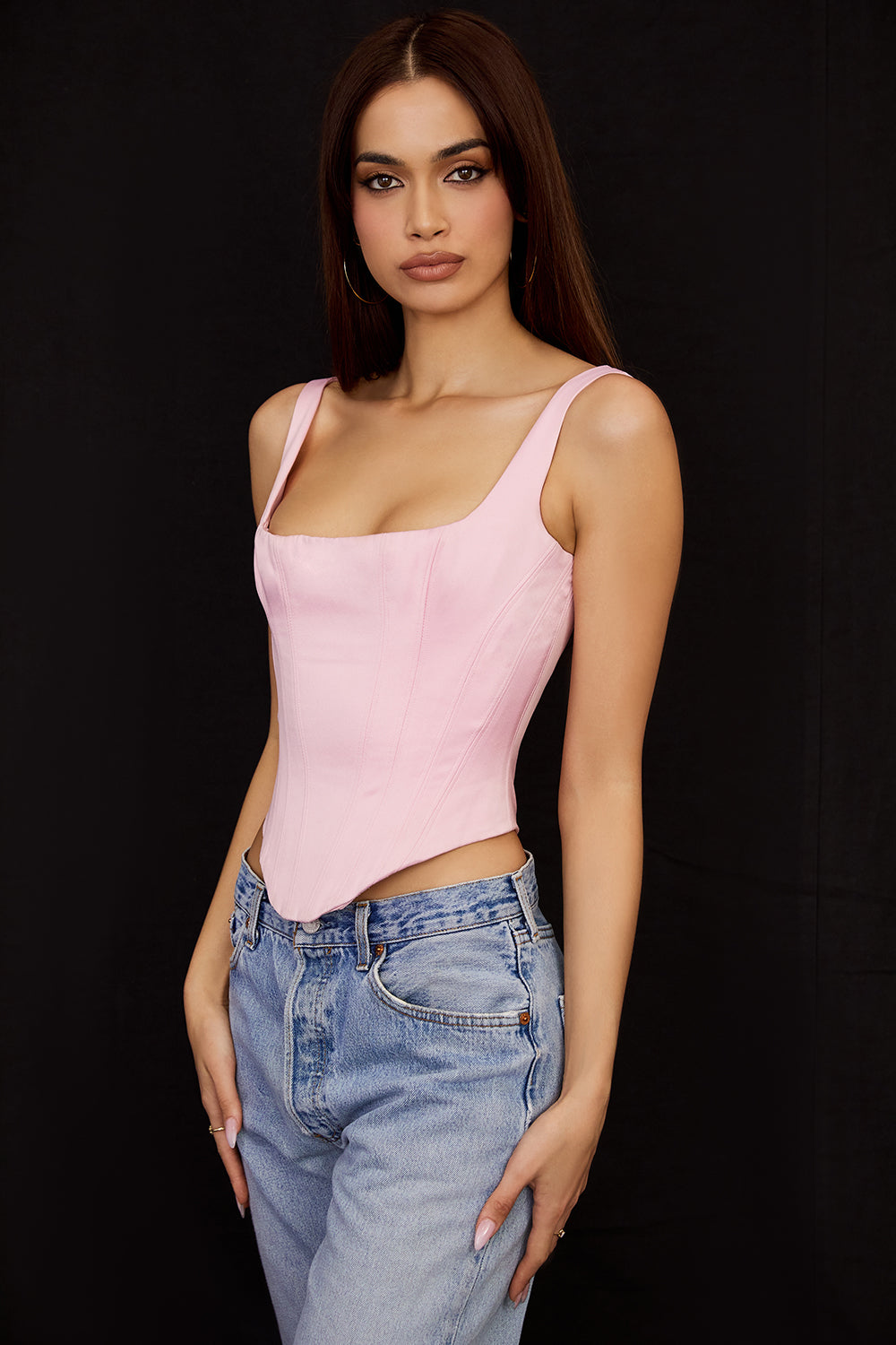 Longline-Korsett aus rosa Satin mit langen Ärmeln