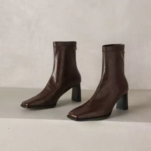 W&W Mode | Ankle Boots Damen mit quadratischer Spitze - hohe Absätze, bequem und langlebig